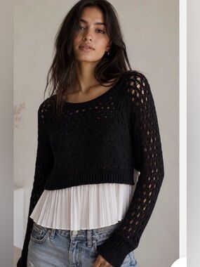 Anthropologie Maeve Black Crochet Knit look white pleats top size S